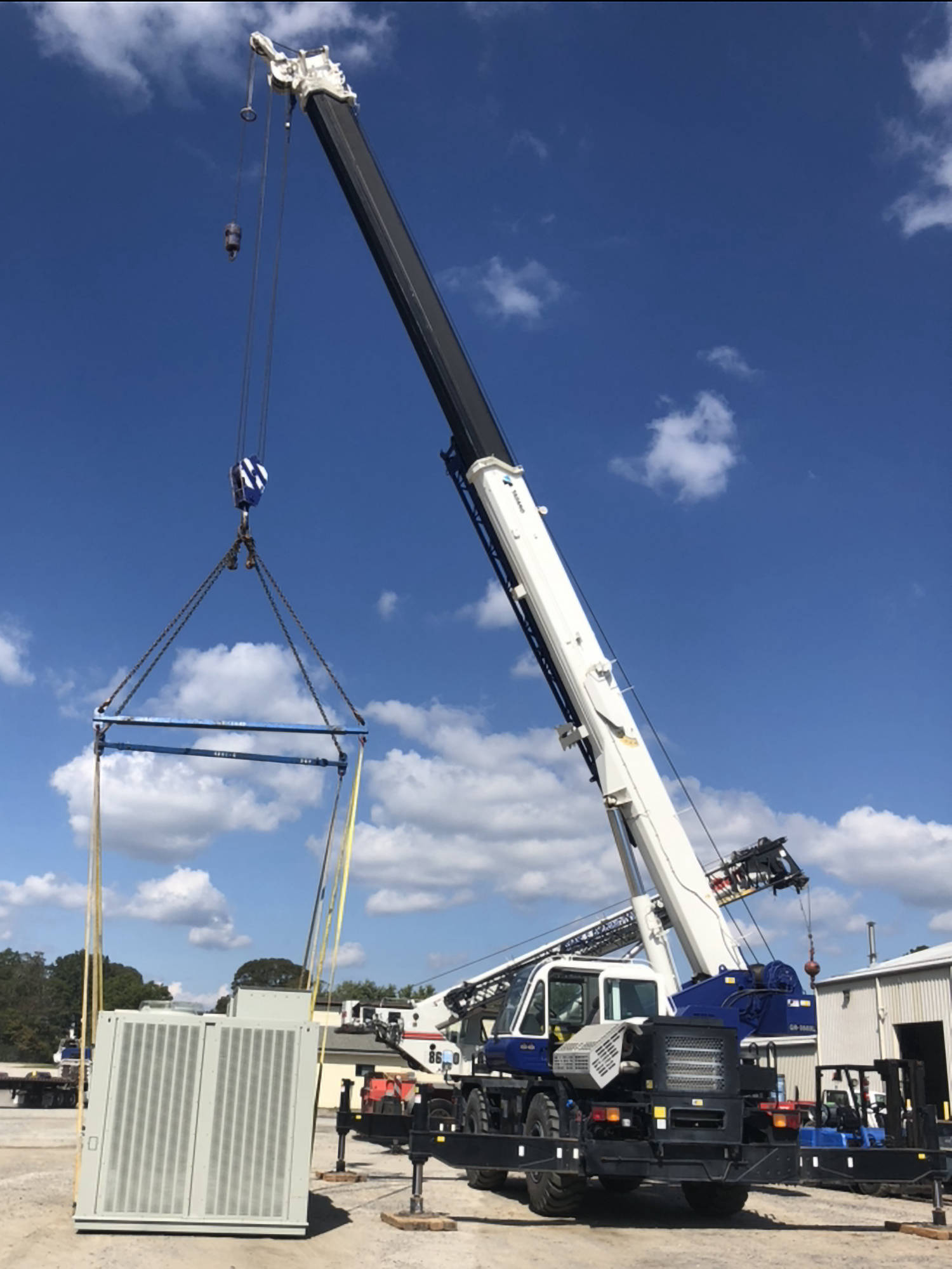 Crane and Rigging Rental Bare Crane Rental Service Rough Terrain